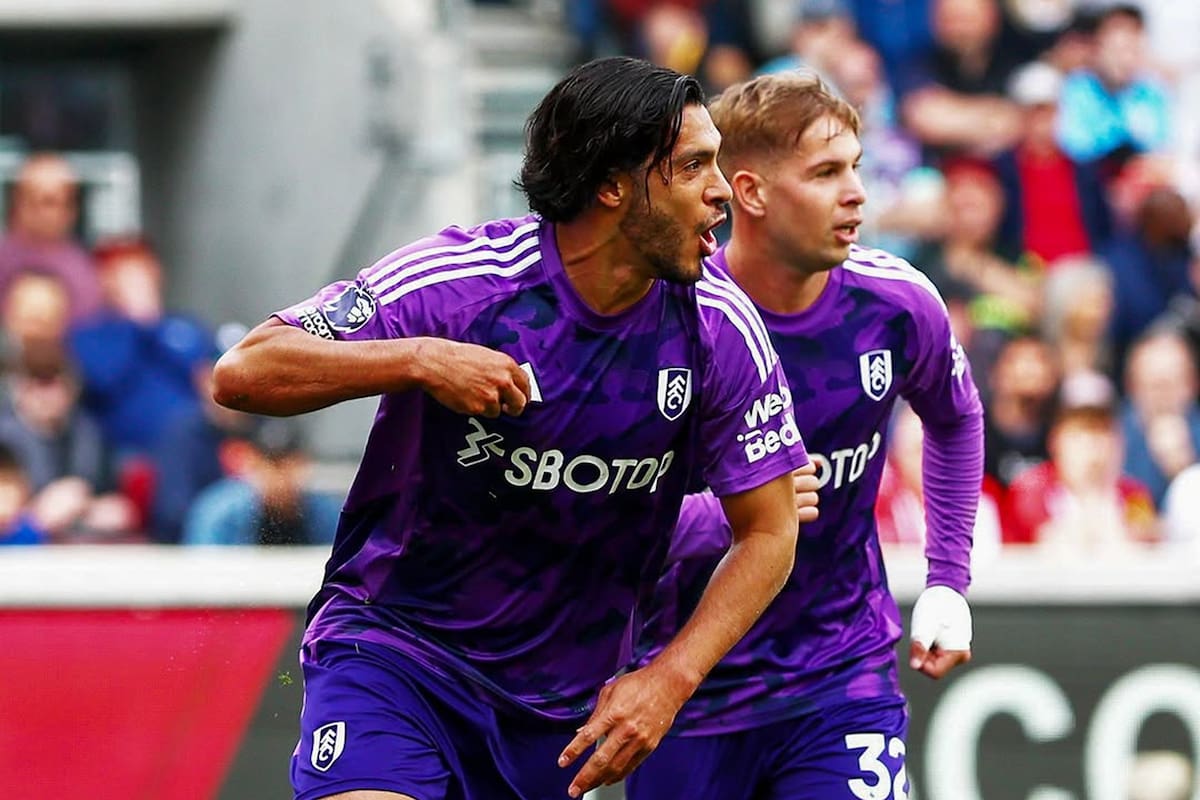 Raúl Jiménez anota en vibrante remontada del Fulham sobre Brentford