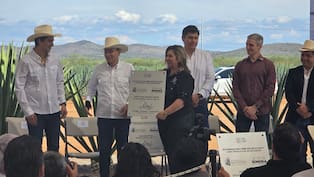 Inauguran planta destiladora de bacanora