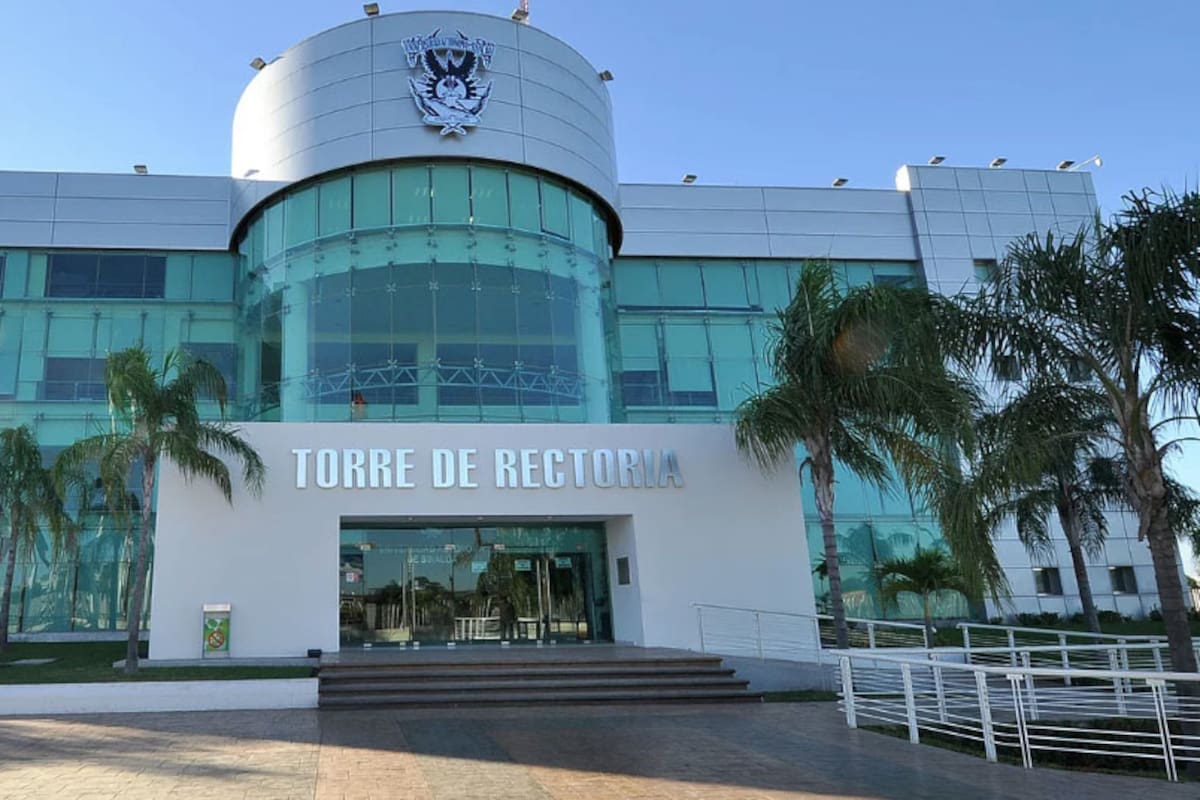 Autoridades en Culiacán se movilizan en la UAS por supuesto objeto explosivo