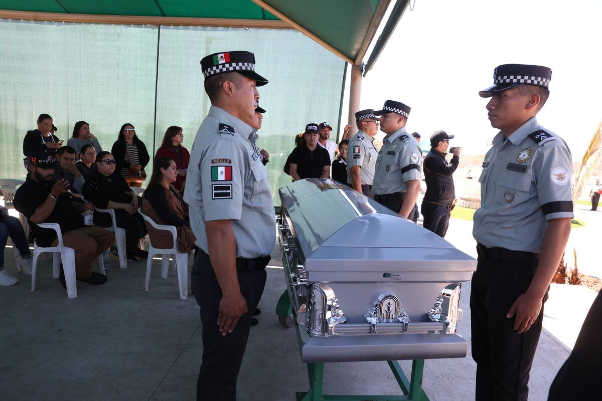 La emotiva ceremonia se llevó a cabo ayer. FOTO: TEODORO BORBÓN