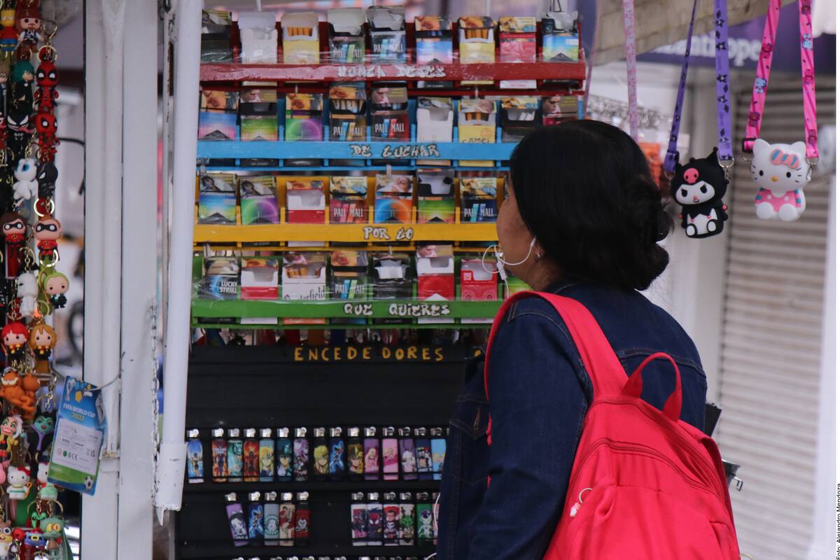 Prohibirán exhibición de cigarros en tiendas