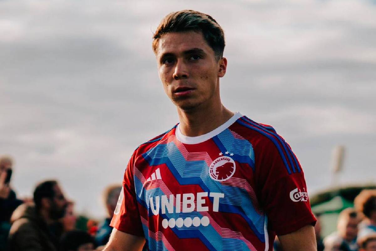 ¡Ovacionado! Fanáticos del Copenhague corean el nombre de Rodrigo Huescas