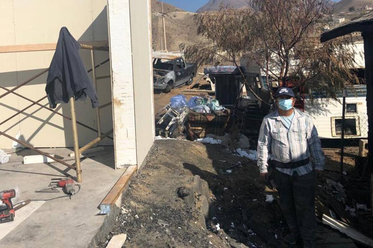 Rosaritense pide apoyo de la comunidad tras perder todo en un incendio