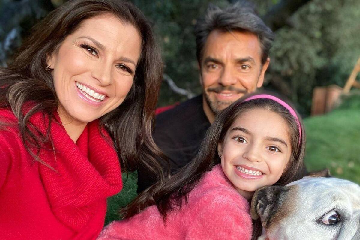 ¡Alessandra Rosaldo comparte fotografía familiar de Navidad!