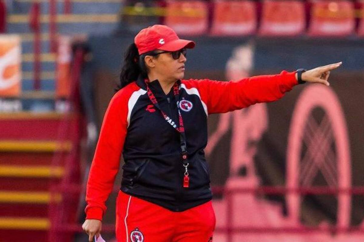 Xolas se queda sin entrenadora
