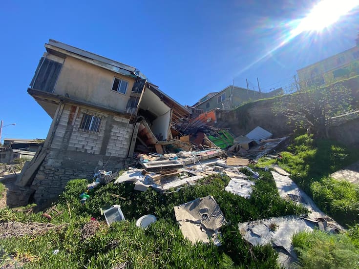 Agravan lluvias problemas de deslizamientos en Tijuana