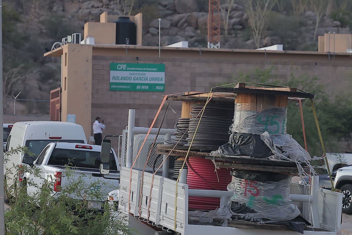 Mientras familias del Sur de Hermosillo enfrentaron más de 26 horas sin luz, la CFE aseguró a nivel nacional que las interrupciones eléctricas son focalizadas y no forman parte de una crisis generalizada