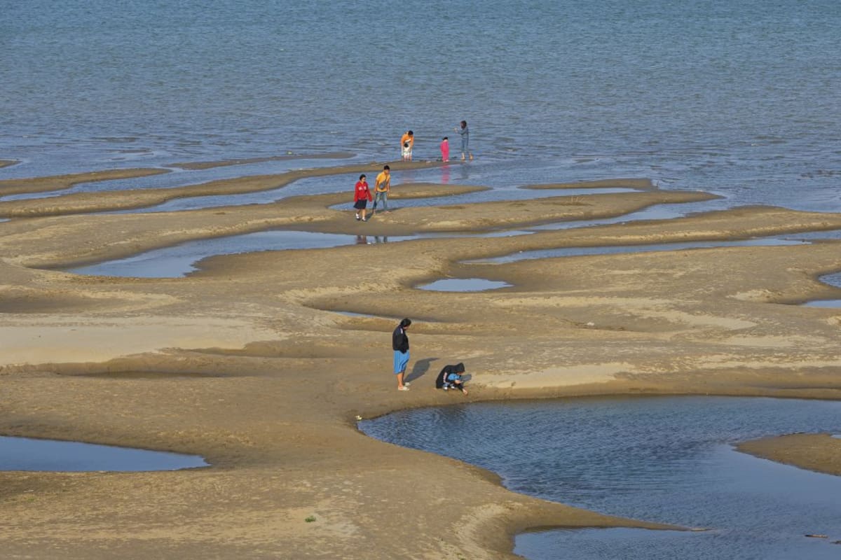 El río Mekong cambia de color y genera alarma