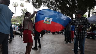 Haitianos celebran en Tijuana ‘Día de la Bandera’