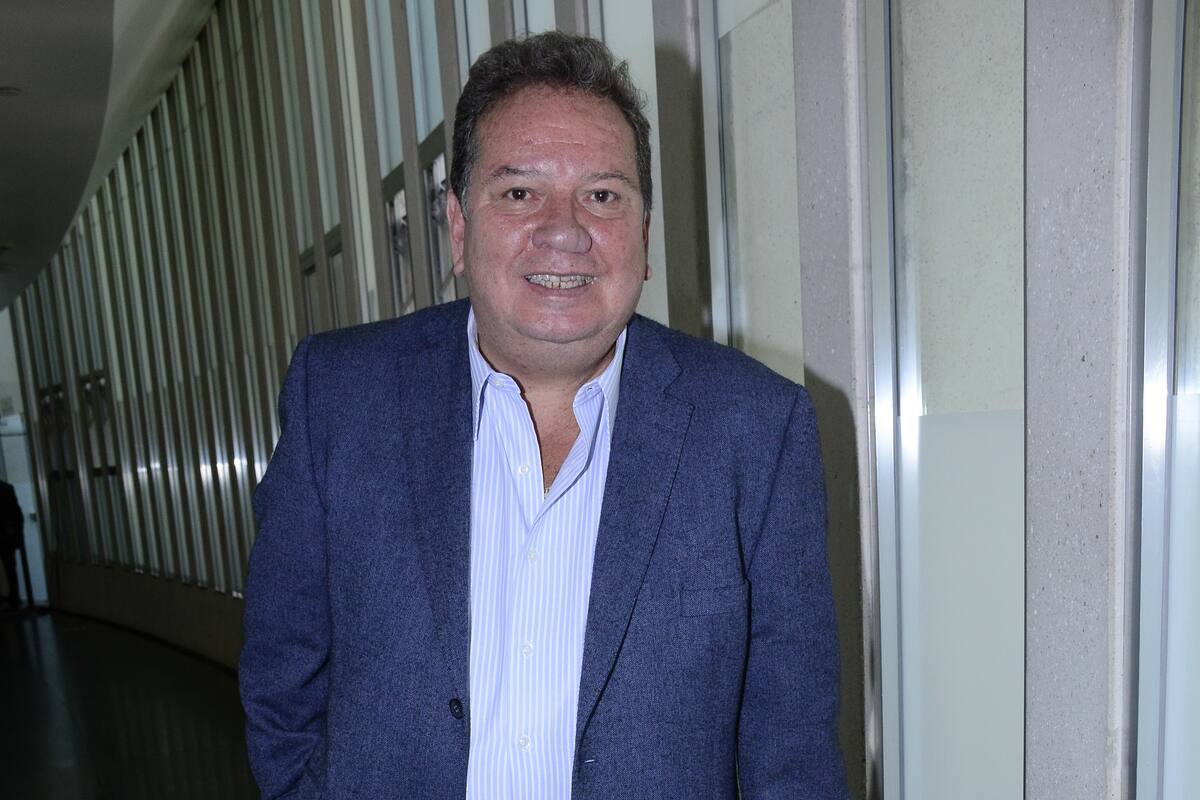 Hija de Marco Antonio Muñiz aclara rumores sobre la ausencia del Coque en el evento de su famoso padre