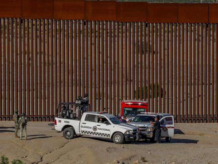 Migrante rumano cae del muro fronterizo y resulta lesionado