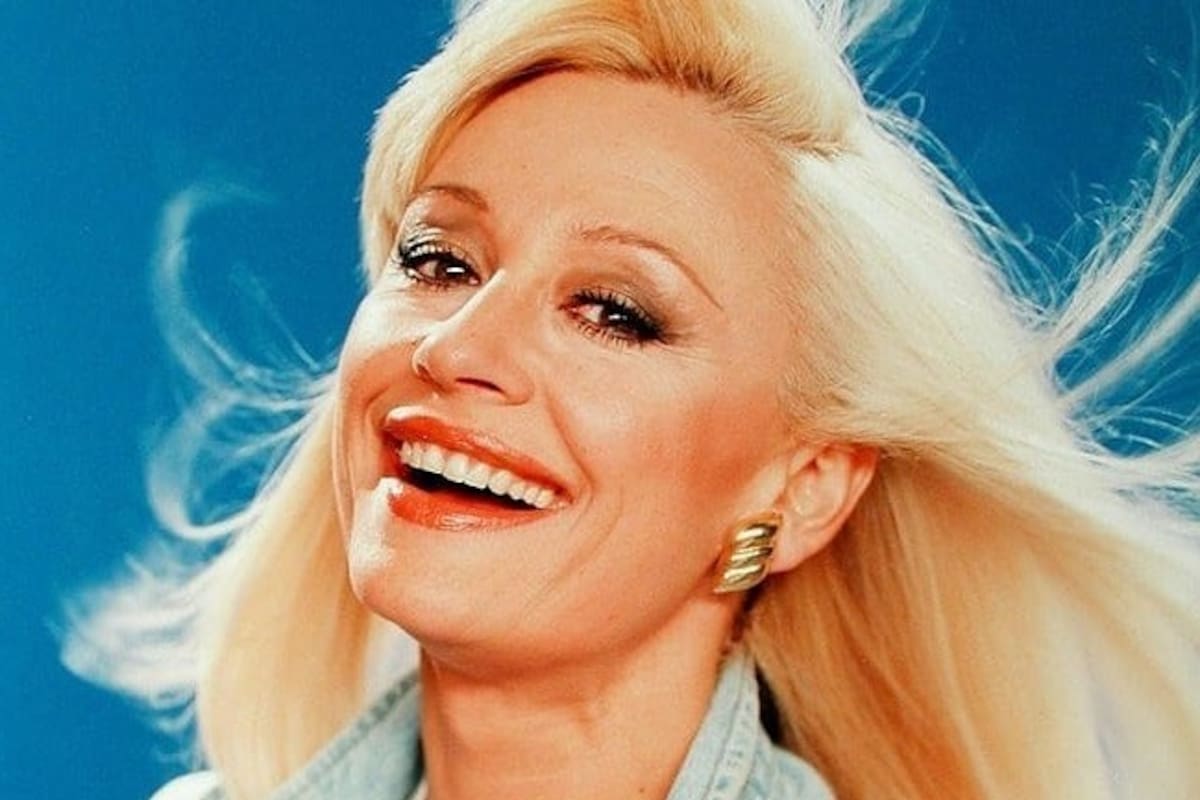 ¿Quién era Raffaella Carrà, la estrella italiana que le regaló una canción a México?