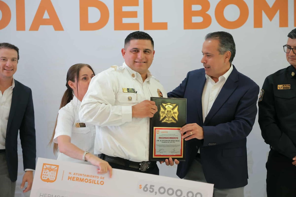 Salvar la vida a niño lo motivó a seguir: Alán Giovanni Iriqui Ruiz es el Bombero del Año 2025