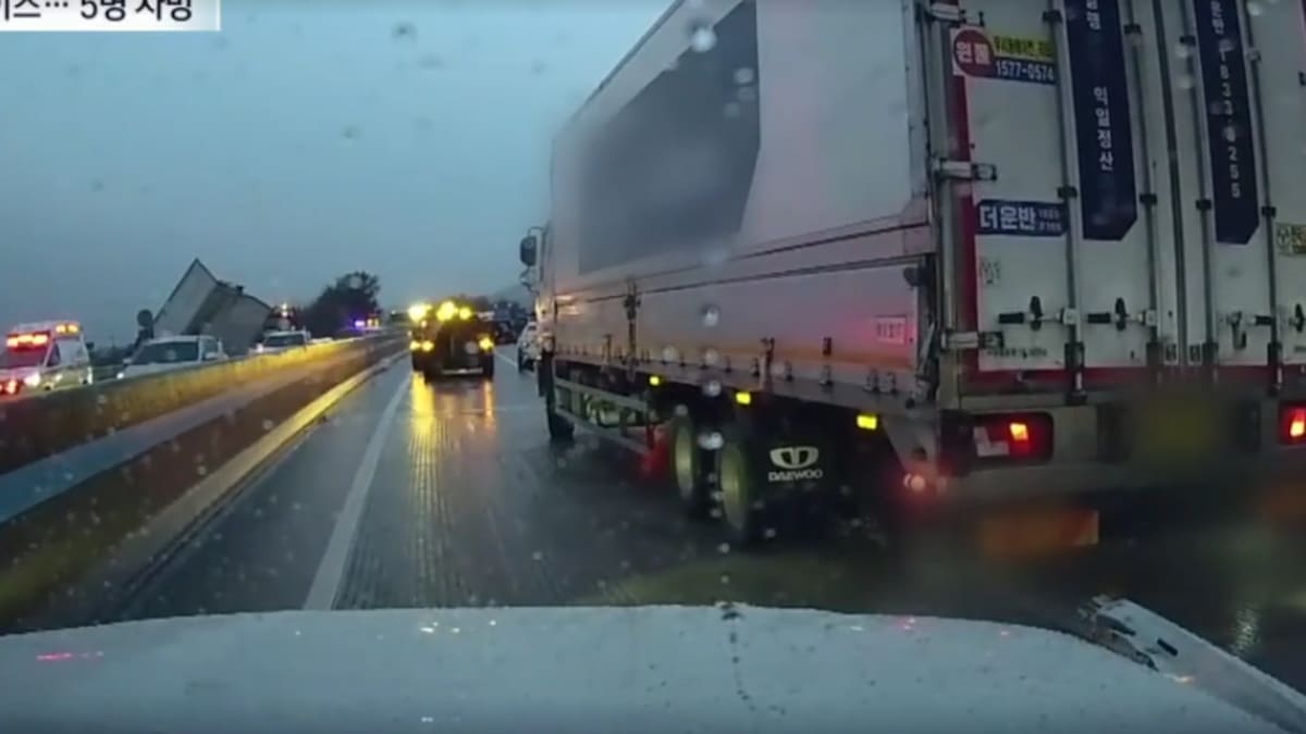 Mientras en México varias ciudades pasaron calor en Navidad y Año Nuevo, en Corea del Sur las carreteras están tan congeladas que han causado varias muertes