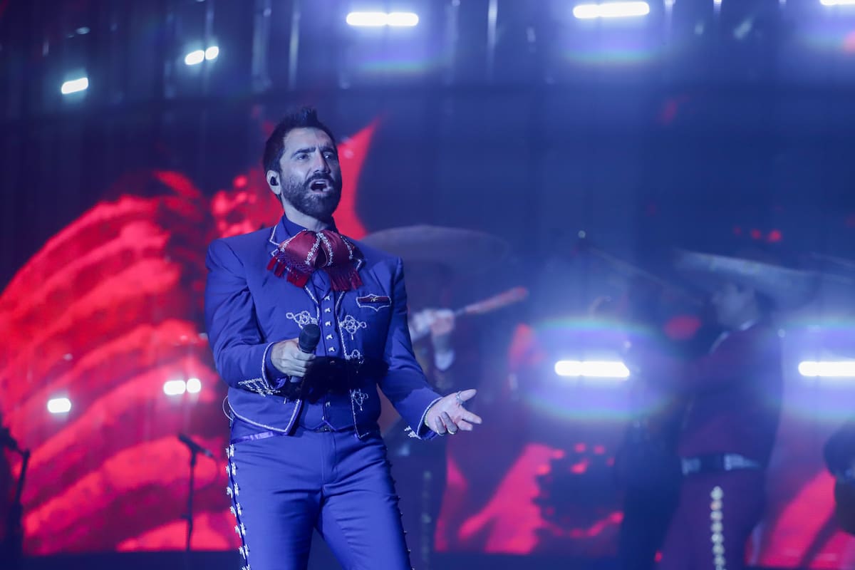 Alejandro Fernández recordó a “El Rey” en Valle de Guadalupe