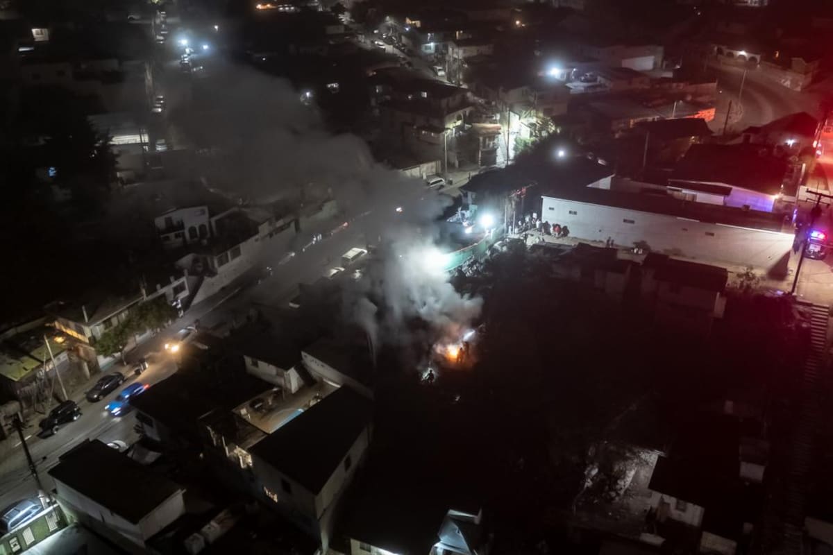 Incendio consume vivienda en colonia Ciudad Jardín