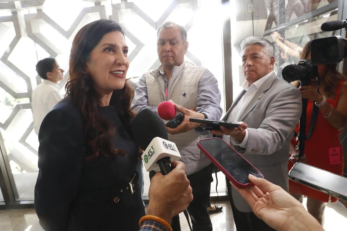 “Cada legislador debe ser responsable de sus actos, cada individuo en esta Cámara debe ser responsable de sus decisiones”: Kenia López Rabadán anuncia sesiones presenciales OBLIGATORIAS en la Cámara de Diputados