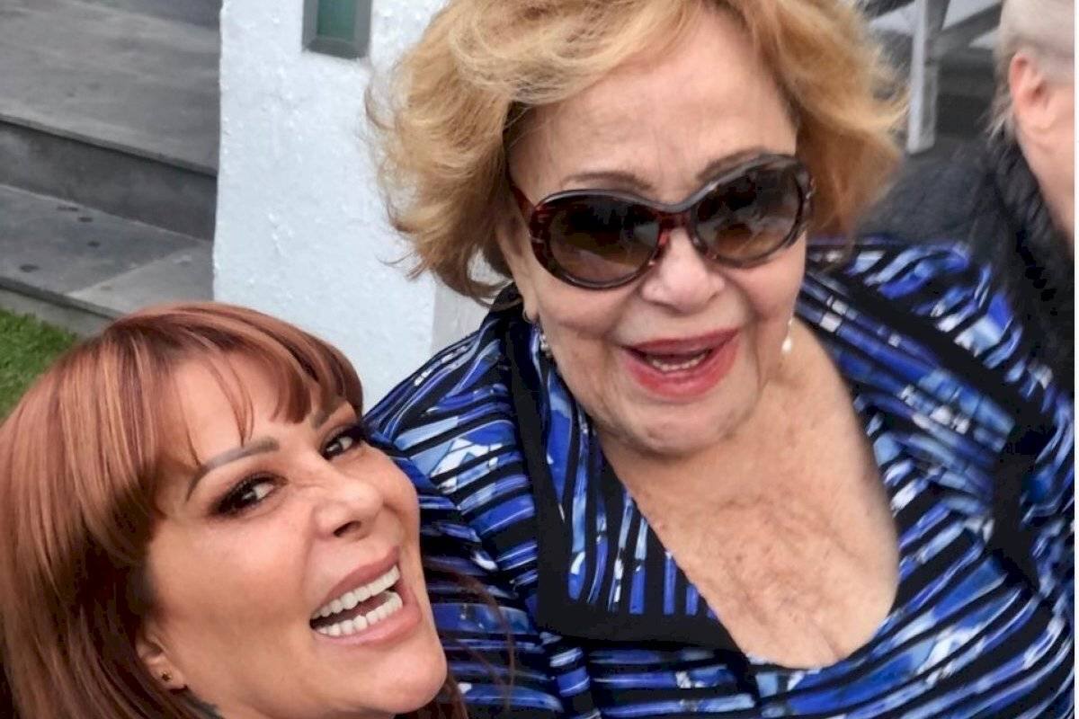 Tenemos Silvia Pinal para mucho rato: Alejandra Guzmán