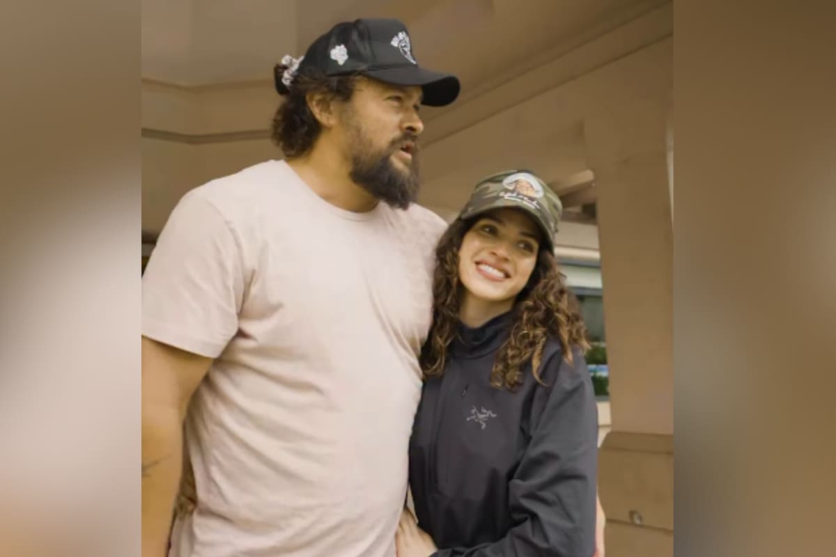 Video | Jason Momoa y Adria Arjona apoyan a damnificados por inundaciones en Hawái: así ayudaron tras la emergencia