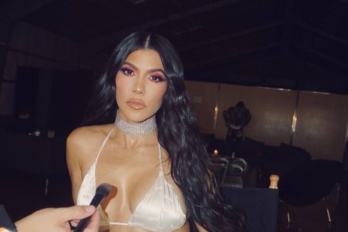 Kourtney Kardashian usa diminuto bikini en la nieve mientras disfruta el congelado Aspen
