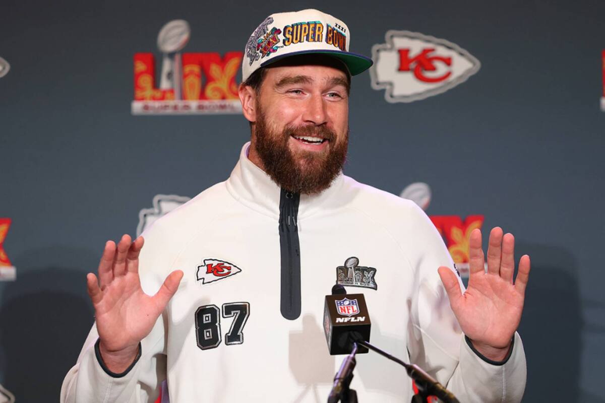 Travis Kelce bajo fuego por simpatizar con Donald Trump