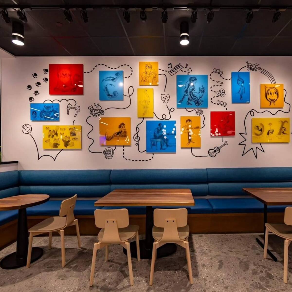 Paradise Pier Hotel es el primer hotel totalmente temático de Pixar en los Estados Unidos.