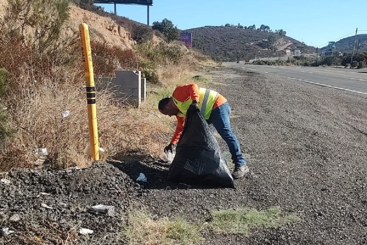 Mantienen limpio el Valle de Guadalupe durante temporada alta
