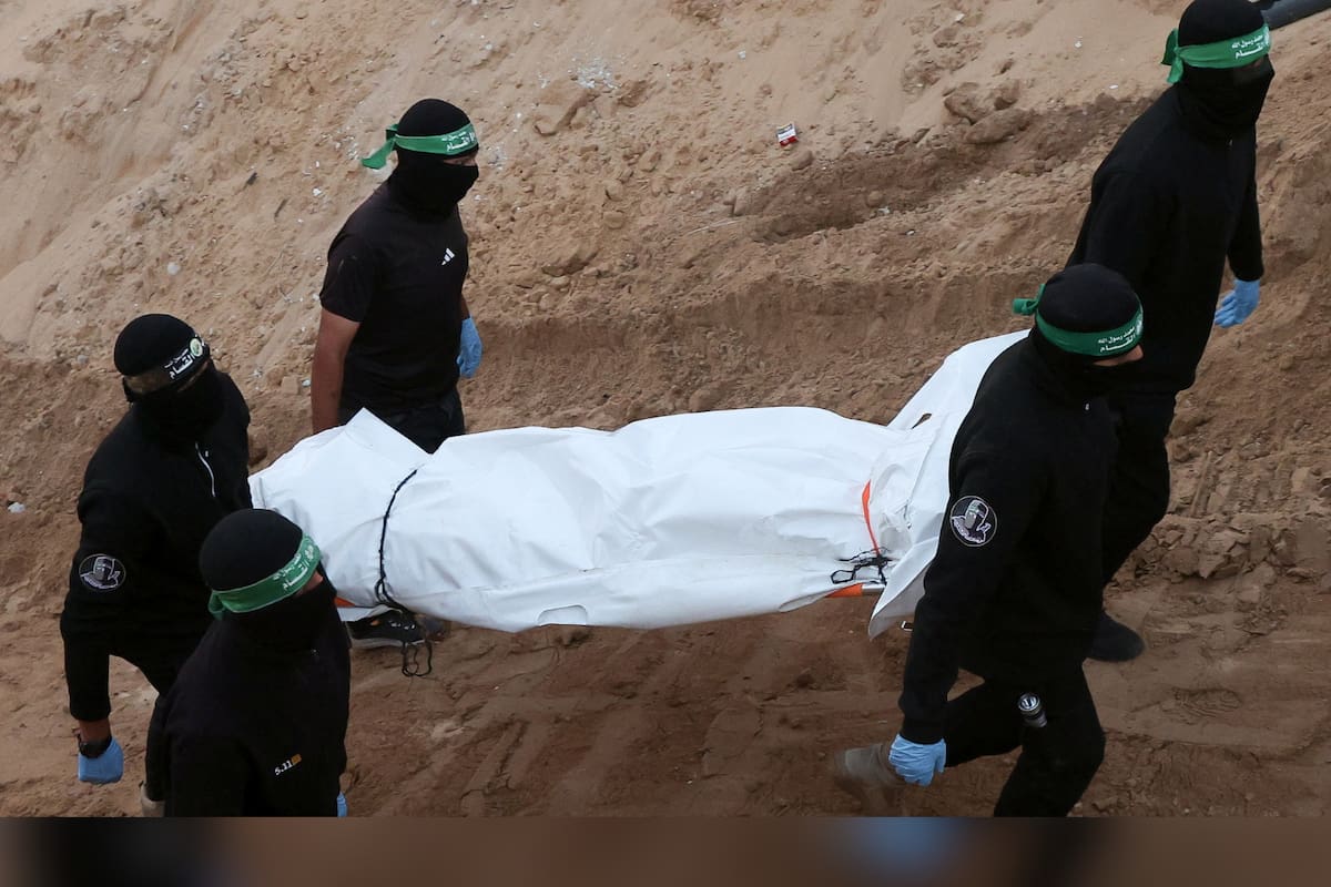 Avanza el acuerdo de alto el fuego: Israel devuelve cuerpos palestinos y Hamas entrega restos de rehenes