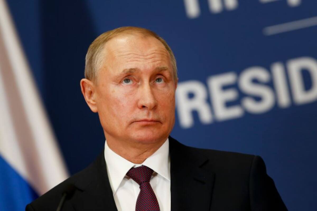 Elton John llama hipócrita a Vladimir Putin