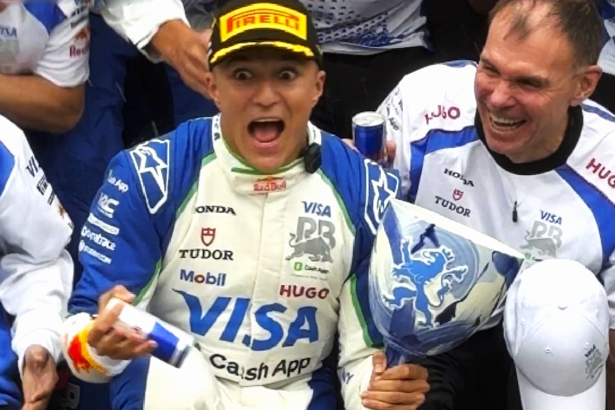 ¡No puede ser! Isack Hadjar ganó su primer trofeo de F1 pero lo rompió en el festejo