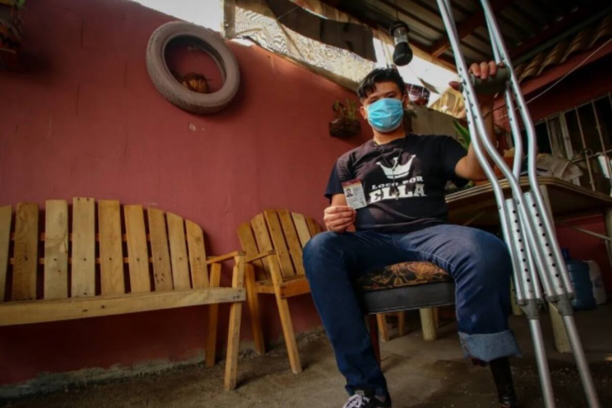 Pizzería emite posicionamiento sobre joven amputado