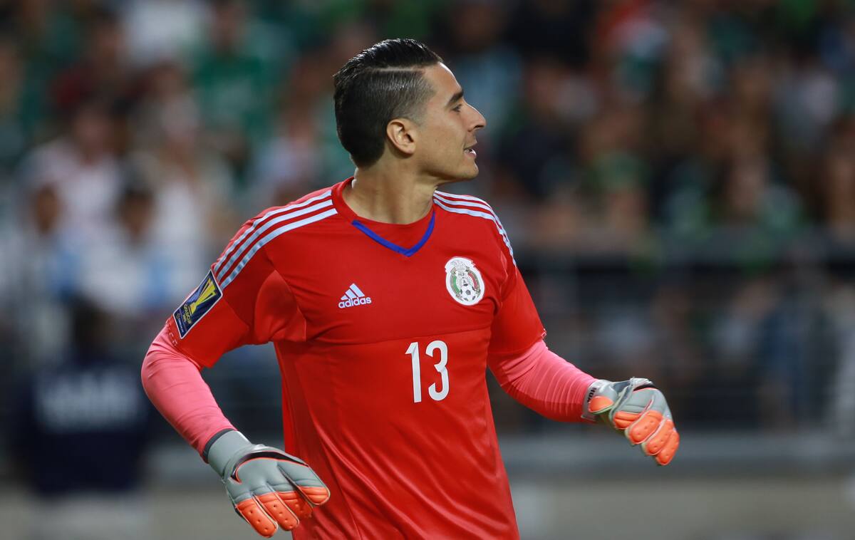 Guillermo Ochoa portero de Mexico ,durante partido entre las selecciones de Mexico y Guatemala de la Copa Oro CONCACAF 2015. Estadio de la Universidad de Arizona.
Phoenix Arizona a 12 de Julio 2015.