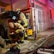 Rescatan a hombre y a su perro durante incendio en vivienda de Playas de Tijuana