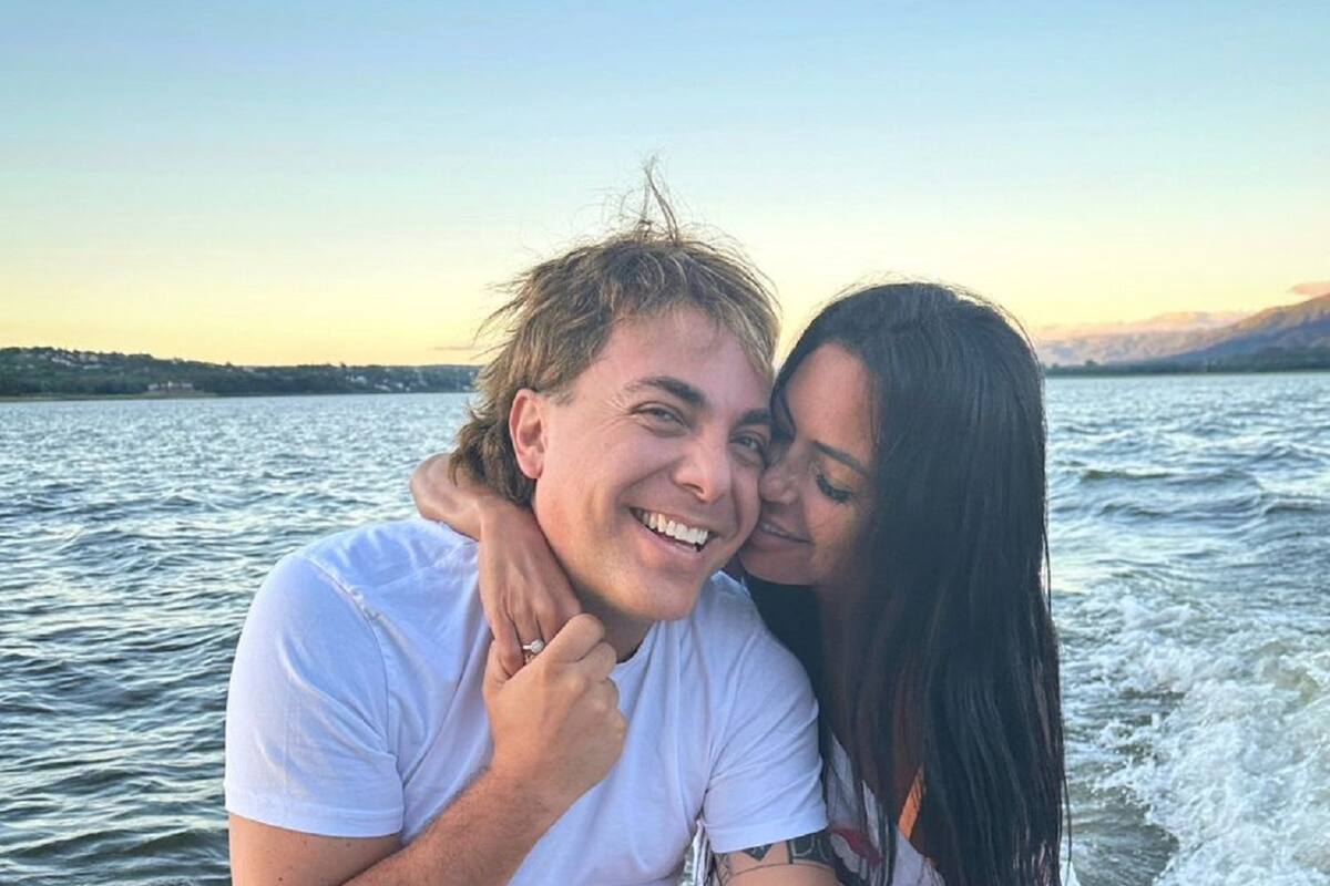 Cristian Castro sale en defensa de su novia tras acusaciones de que le controla su vida