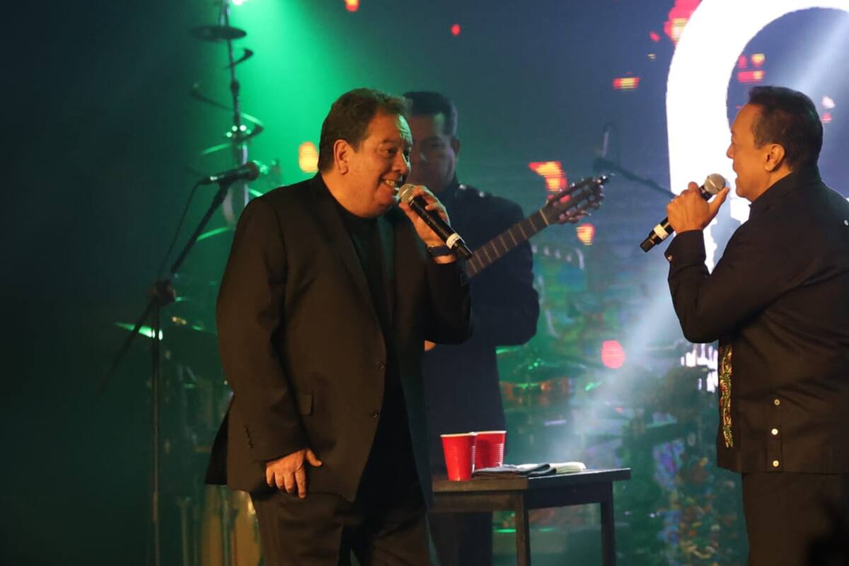 Viven romántica noche con “Coque” Muñiz y Carlos Cuevas