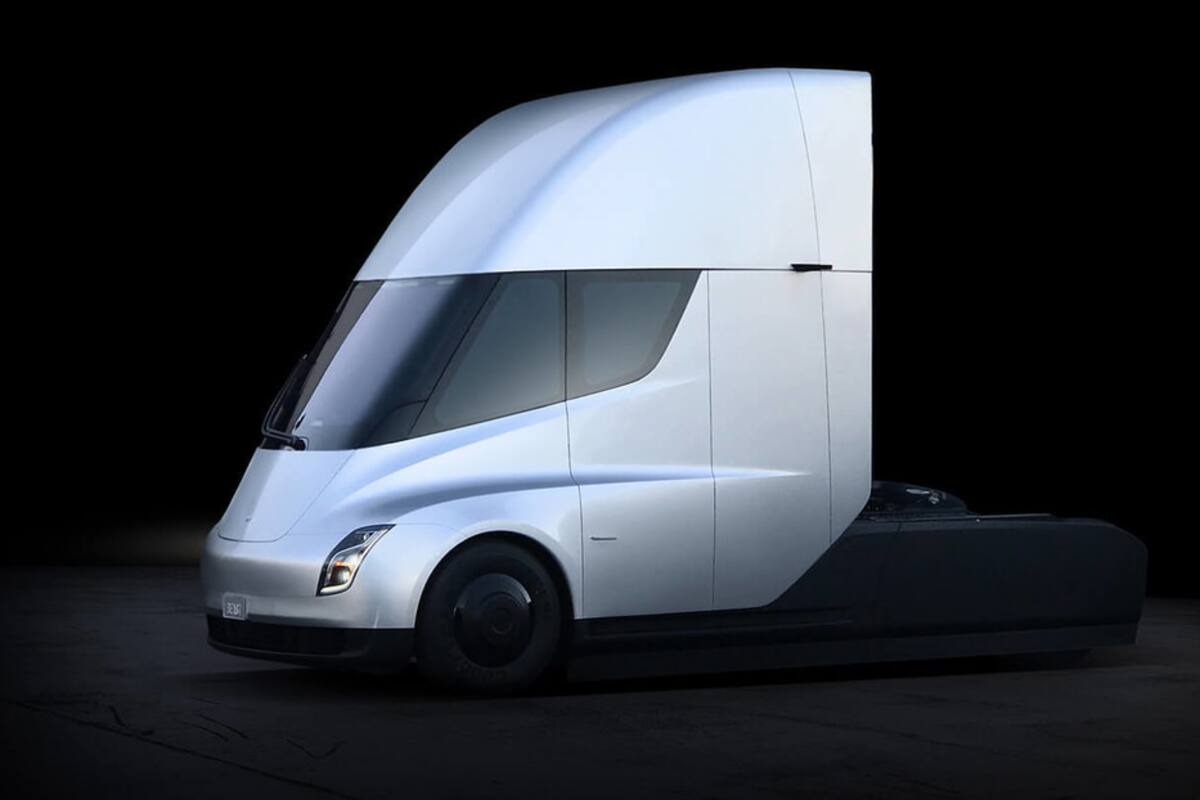 Tesla está por iniciar la producción en serie de camiones eléctricos