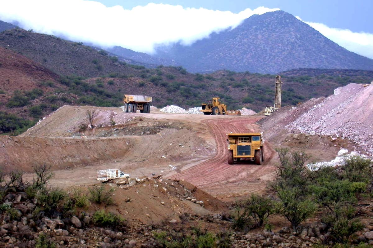 Sonora lidera exportaciones mineras en la frontera Norte de México