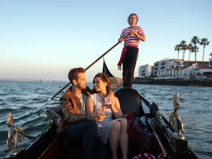 Celebra San Valentín en San Diego con paseos en góndola en Coronado