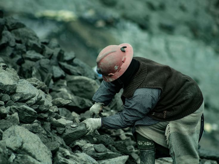 Al menos 32 mineros pierden la vida por el colpaso de un puente en una mina del Congo mientras intentaban huir de disparos efectuados por soldados
