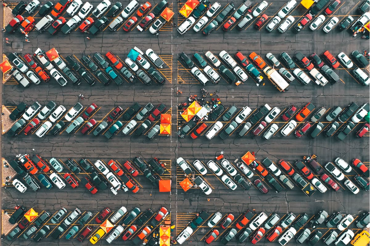 Autos estacionados.