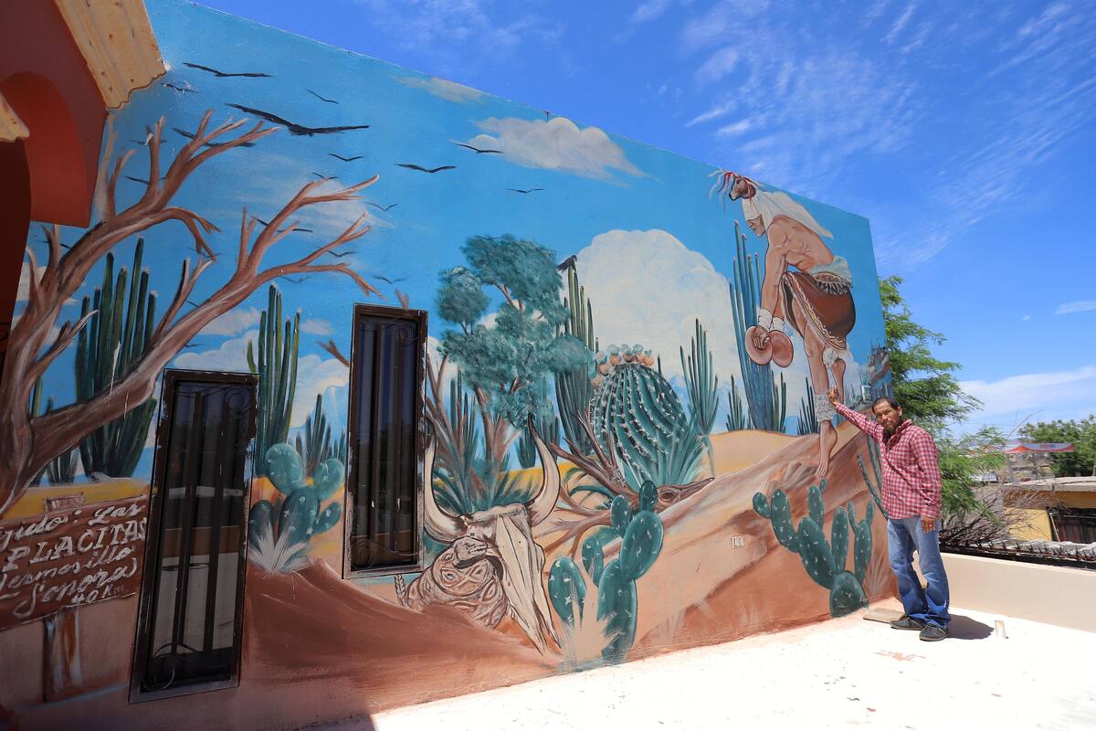 Con su arte transforma a Real del Carmen en “Real del Santo”