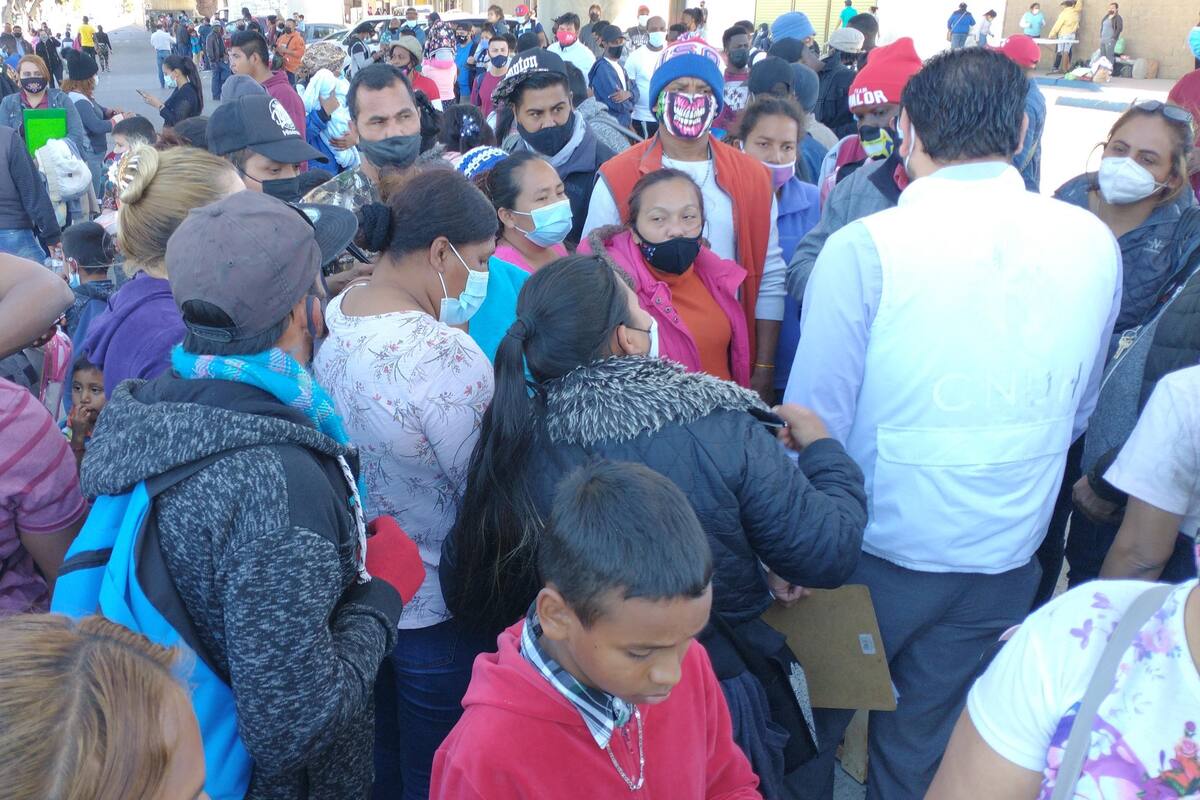 Atenderá EU al día a 25 migrantes que solicitaron asilo humanitario