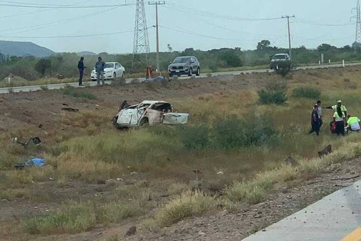 Dos muertos en accidente automovilístico; pickup perdió el control y se volcó en la carretera Obregón a Vícam