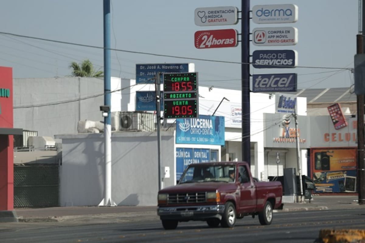 Así amaneció el tipo de cambio este lunes en casas de cambio y bancos