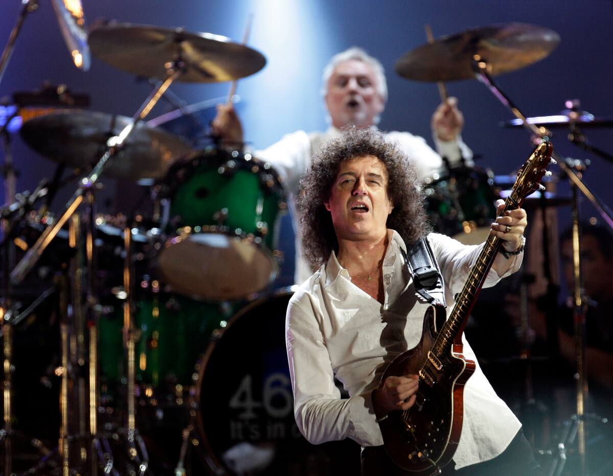 Brian May of British band Queen performs at the 46664 charity concert in honour of Nelson Mandela's 90th birthday in London, Friday, June 27, 2008. The former South African president's 90th birthday falls on July 18. (AP Photo/Edmond Terakopian)