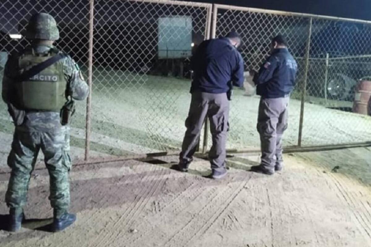 Sedena, FGR y FESC aseguran droga, vehículos y un inmueble en Tijuana
