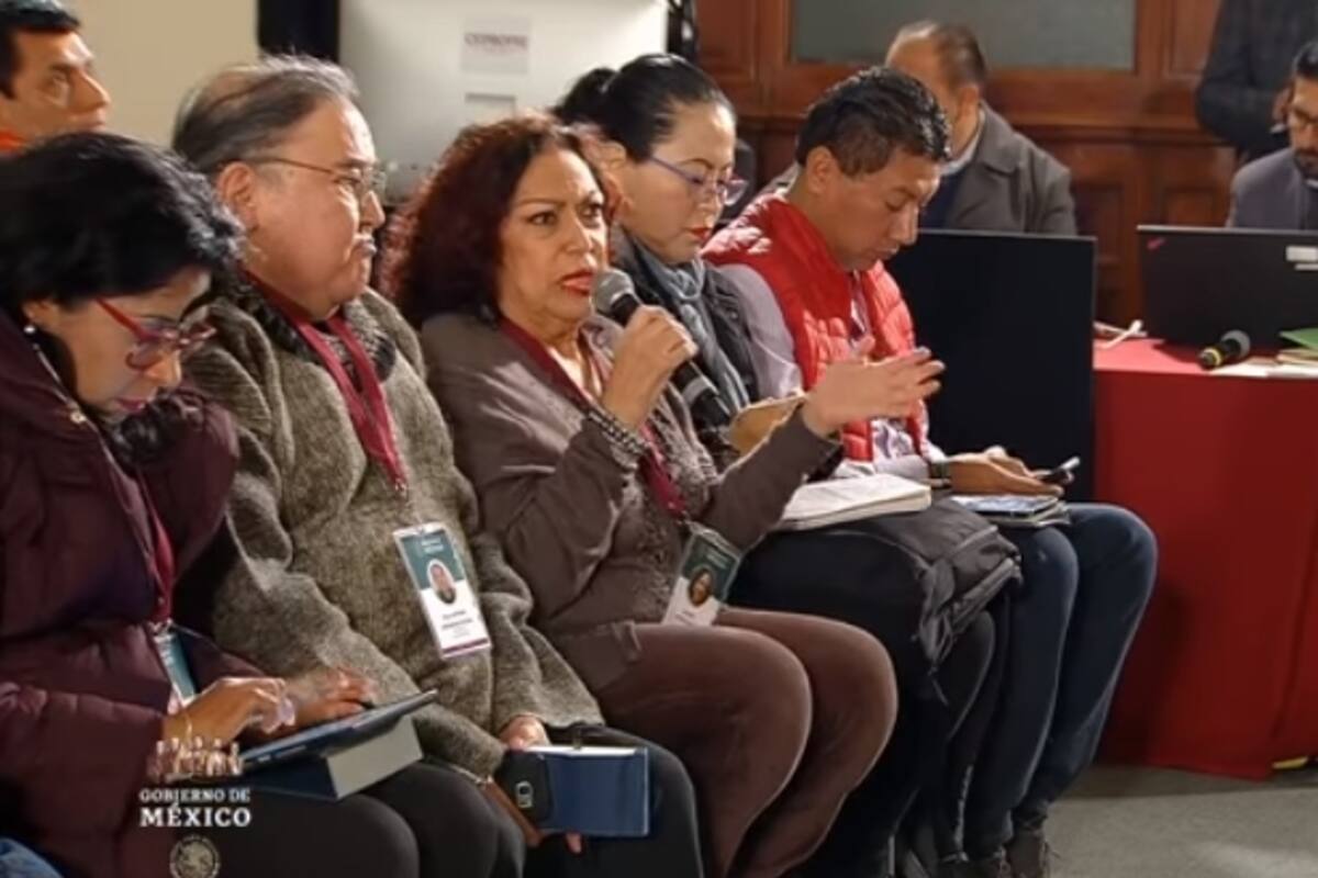 Se filtra base de datos con información de más de 300 periodistas que asisten a “las mañaneras” de AMLO