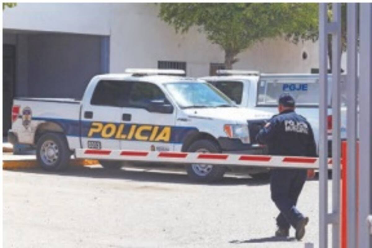 Llega baleado a comandancia de Santa Isabel