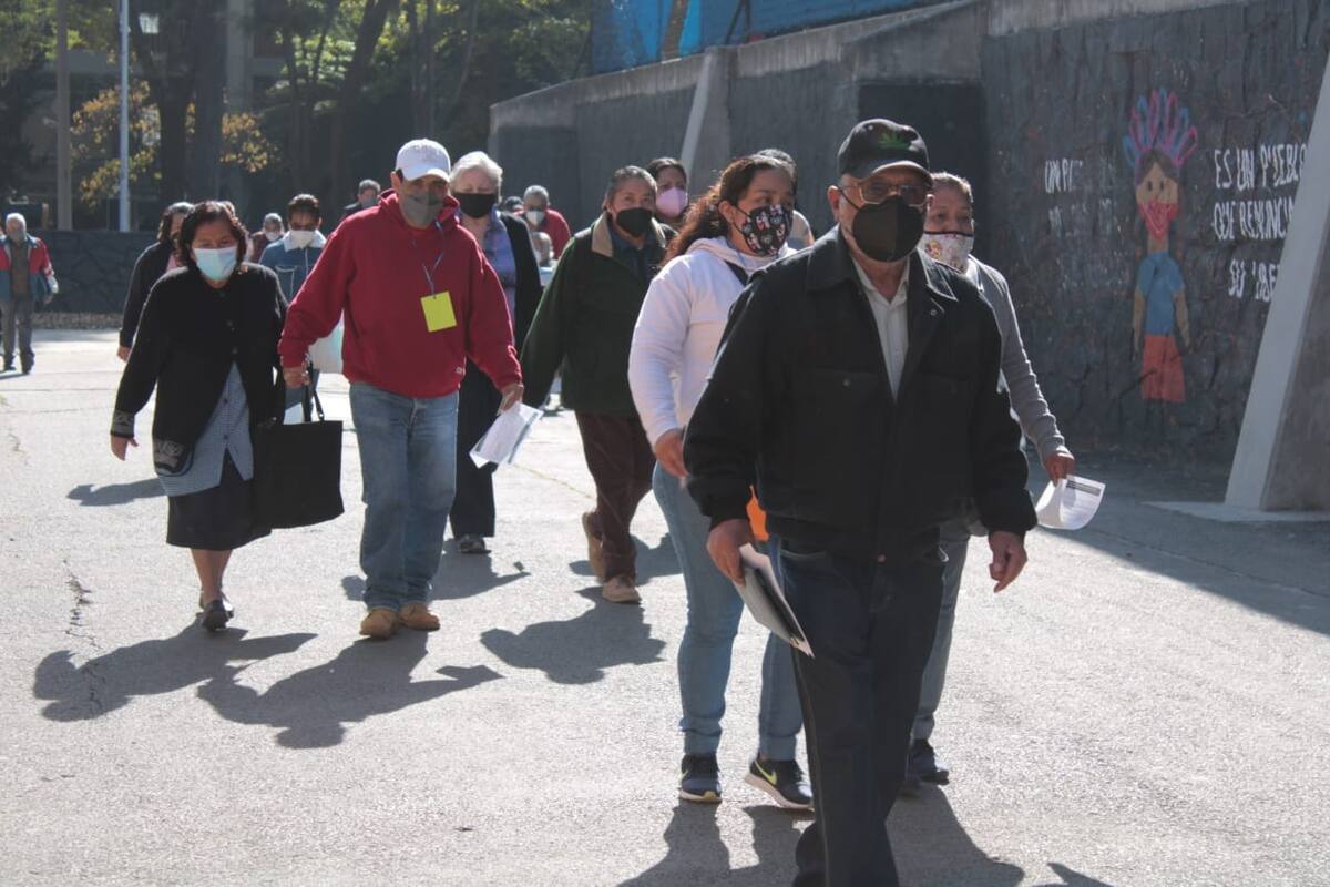 Covid en México: 3 mil 215 contagios y 292 defunciones este 8 de diciembre