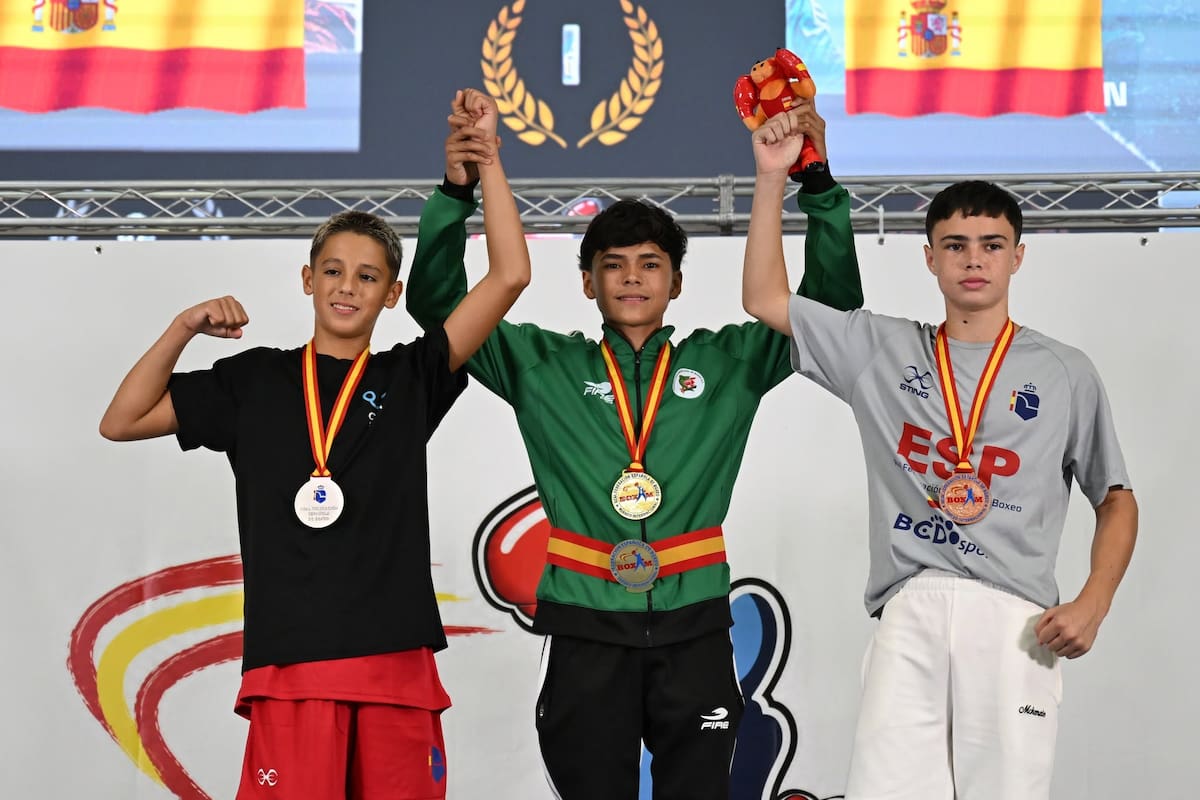 Emociona a “Gallo” Estrada triunfo internacional de su hijo Juan Santiago